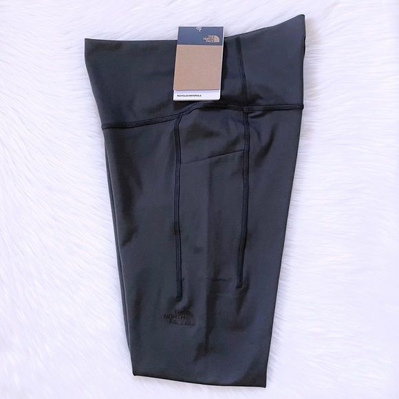 The North Face Women’s Motivation High Rise 7/8 Pocket Tights - Picture 5 of 10